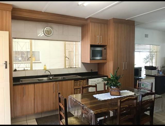 4 BEDROOM HOUSE FOR SALE IN RANDHART